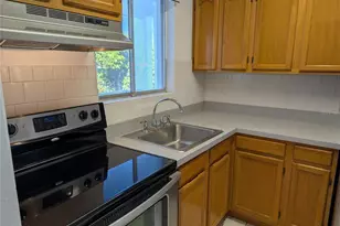 5883 Todd St, Bradenton, FL 34207 - Photo 3