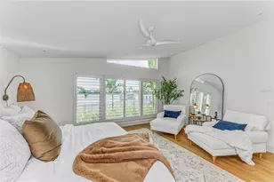 605 Key Royale Dr, Holmes Beach, FL 34217 - Photo 39