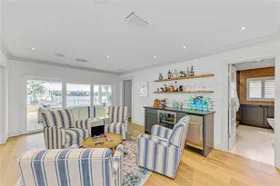 605 Key Royale Dr, Holmes Beach, FL 34217 - Photo 59