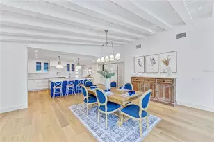 605 Key Royale Dr, Holmes Beach, FL 34217 - Photo 29