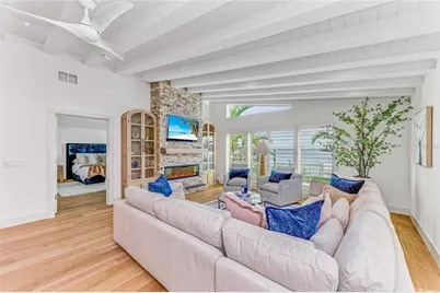 605 Key Royale Drive, Holmes Beach, FL 34217 - Photo 31