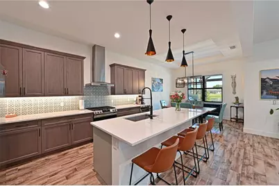 8013 Clearwater Court, Sarasota, FL 34241 - Photo 11