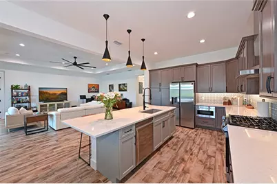 8013 Clearwater Court, Sarasota, FL 34241 - Photo 13