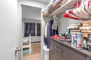 307 52nd Ave Dr W, Bradenton, FL 34207 - Photo 9