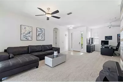 13864 Wood Duck Circle, Lakewood Ranch, FL 34202 - Photo 7