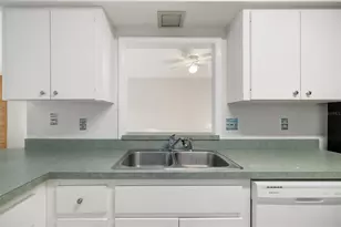 2208 34th St W, Bradenton, FL 34205 - Photo 11