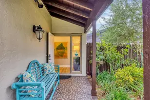 3714 Glen Oaks Manor Dr, Sarasota, FL 34232 - Photo 9