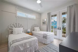 2213 Avenue C, Bradenton Beach, FL 34217 - Photo 51