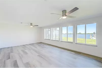 4867 E Riverside Drive, Fort Myers, FL 33905 - Photo 9