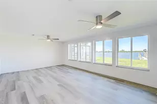 4867 E Riverside Dr, Fort Myers, FL 33905 - Photo 9