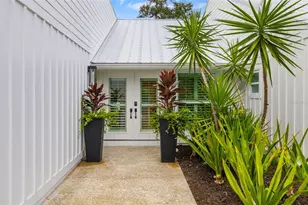 1705 Field Rd, Sarasota, FL 34231 - Photo 3