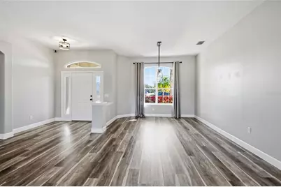 574 Planters Manor Way, Bradenton, FL 34212 - Photo 5