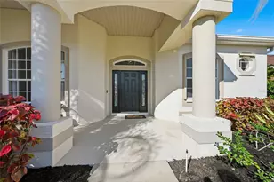 574 Planters Manor Way, Bradenton, FL 34212 - Photo 3