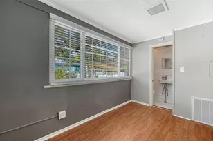 121 24th St W, Bradenton, FL 34205 - Photo 29