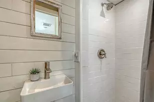 121 24th St W, Bradenton, FL 34205 - Photo 39