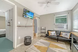 121 24th St W, Bradenton, FL 34205 - Photo 33