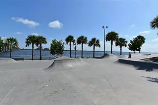 121 24th St W, Bradenton, FL 34205 - Photo 45