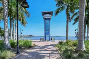 121 24th St W, Bradenton, FL 34205 - Photo 43