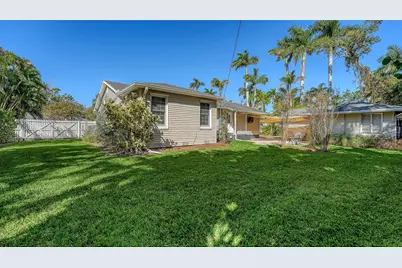 121 24th Street W, Bradenton, FL 34205 - Photo 41