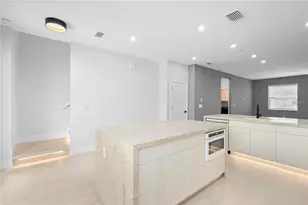 7304 Portlight Ln, Sarasota, FL 34240 - Photo 7