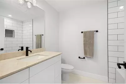 7304 Portlight Lane, Sarasota, FL 34240 - Photo 19