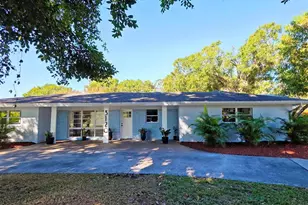 3120 Arch Dr, Sarasota, FL 34232 - Photo 3