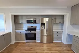 3120 Arch Dr, Sarasota, FL 34232 - Photo 13