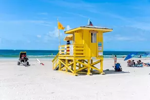 116 Garden Ln, Sarasota, FL 34242 - Photo 49