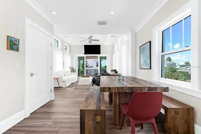 116 Garden Lane, Sarasota, FL 34242 - Photo 11