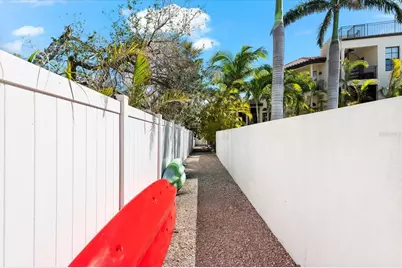 116 Garden Lane, Sarasota, FL 34242 - Photo 35