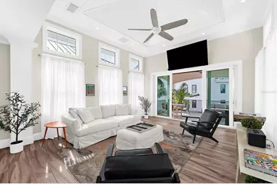 116 Garden Lane, Sarasota, FL 34242 - Photo 9