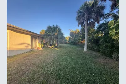 601 Dolphin Road, Venice, FL 34293 - Photo 9