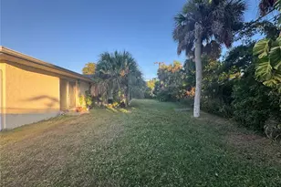 601 Dolphin Rd, Venice, FL 34293 - Photo 9