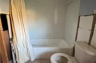 601 Dolphin Rd, Venice, FL 34293 - Photo 13