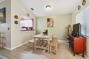 1407 Oakford Ct, Brandon, FL 33511 - Photo 11