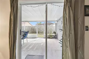 1407 Oakford Ct, Brandon, FL 33511 - Photo 33