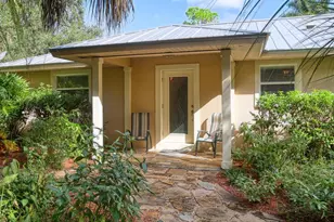 4708 Hidden River Rd, Sarasota, FL 34240 - Photo 3
