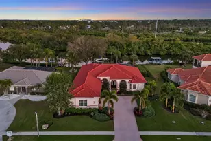 1076 Ruisdael Cir, Nokomis, FL 34275 - Photo 11