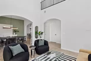 2159 Hawthorne St, Sarasota, FL 34239 - Photo 9