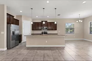 5727 Title Row Dr, Bradenton, FL 34210 - Photo 13