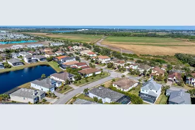 5727 Title Row Drive, Bradenton, FL 34210 - Photo 3