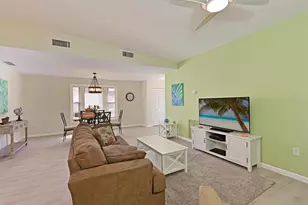 5613 Garden Lakes Dr, Bradenton, FL 34203 - Photo 7