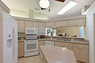 5613 Garden Lakes Dr, Bradenton, FL 34203 - Photo 15