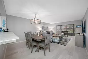 703 Oakview Dr, Bradenton, FL 34210 - Photo 17