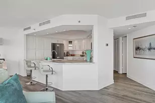 988 Boulevard of the Arts, Sarasota, FL 34236 - Photo 9