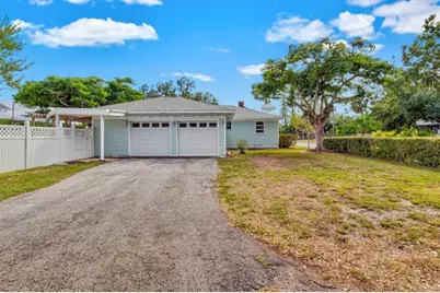 2720 4th Avenue W, Bradenton, FL 34205 - Photo 3