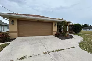 113 Mark Twain Ln, Rotonda West, FL 33947 - Photo 3