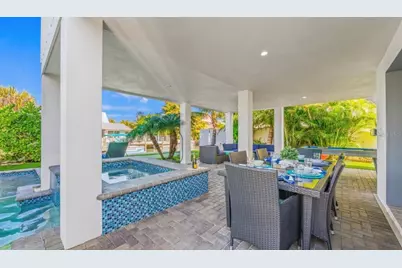 401 20th Place, Bradenton Beach, FL 34217 - Photo 13