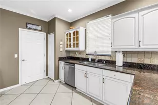 513 Venice Ln, Sarasota, FL 34242 - Photo 21