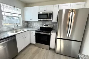 3813 42nd St W, Bradenton, FL 34205 - Photo 7